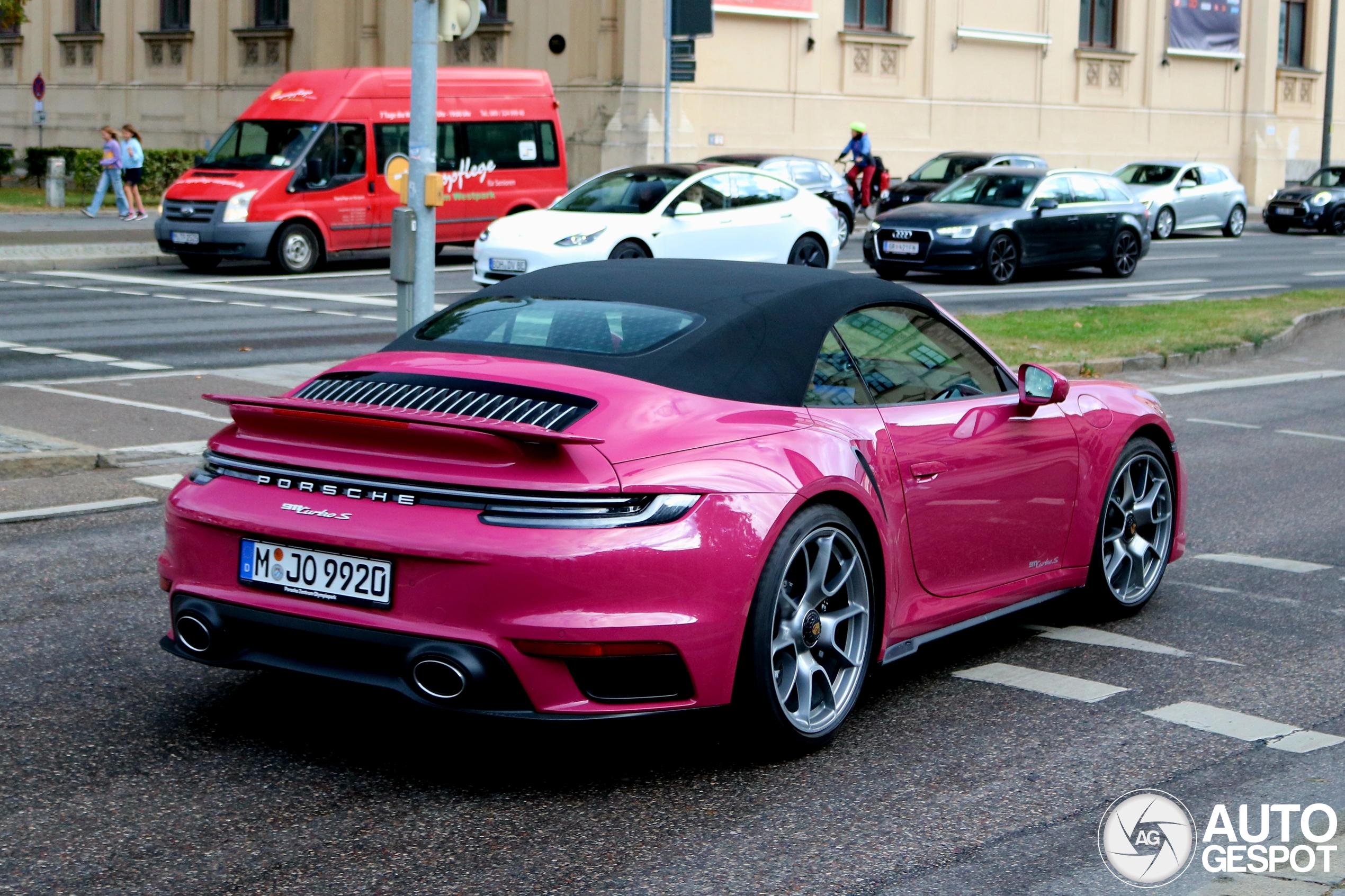 Porsche 992 Turbo S Cabriolet