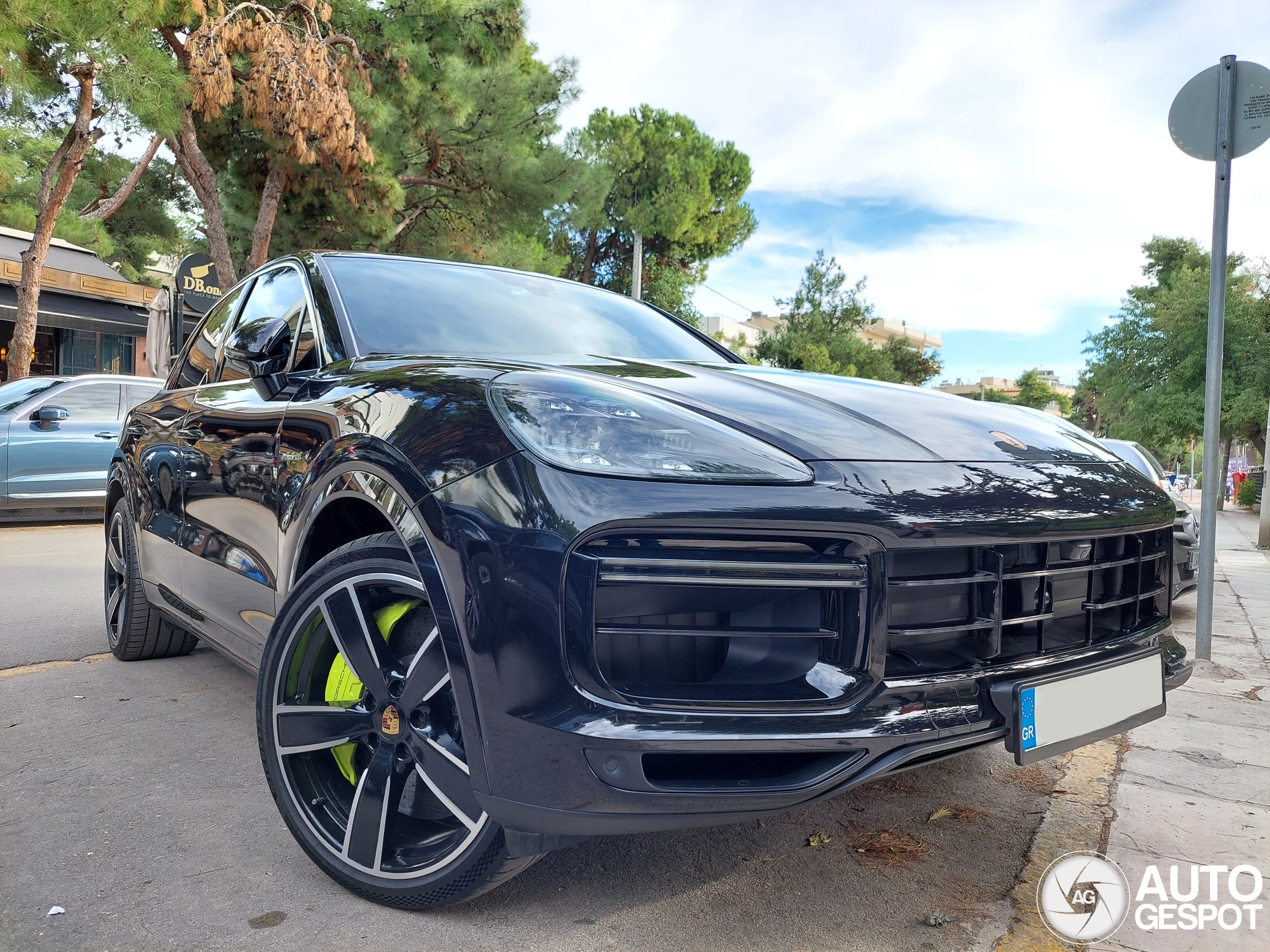 Porsche Cayenne Turbo S E-Hybrid