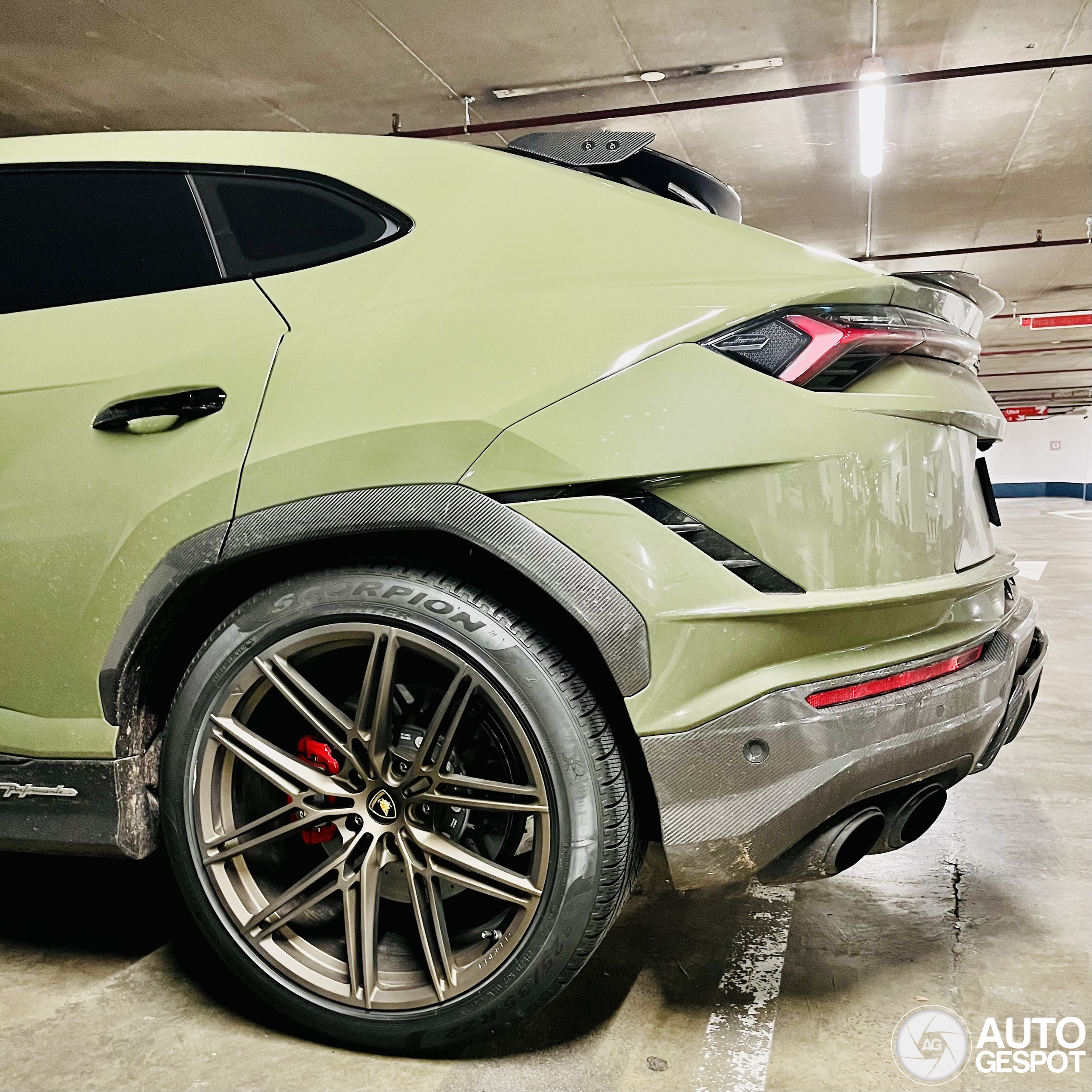 Lamborghini Urus Performante