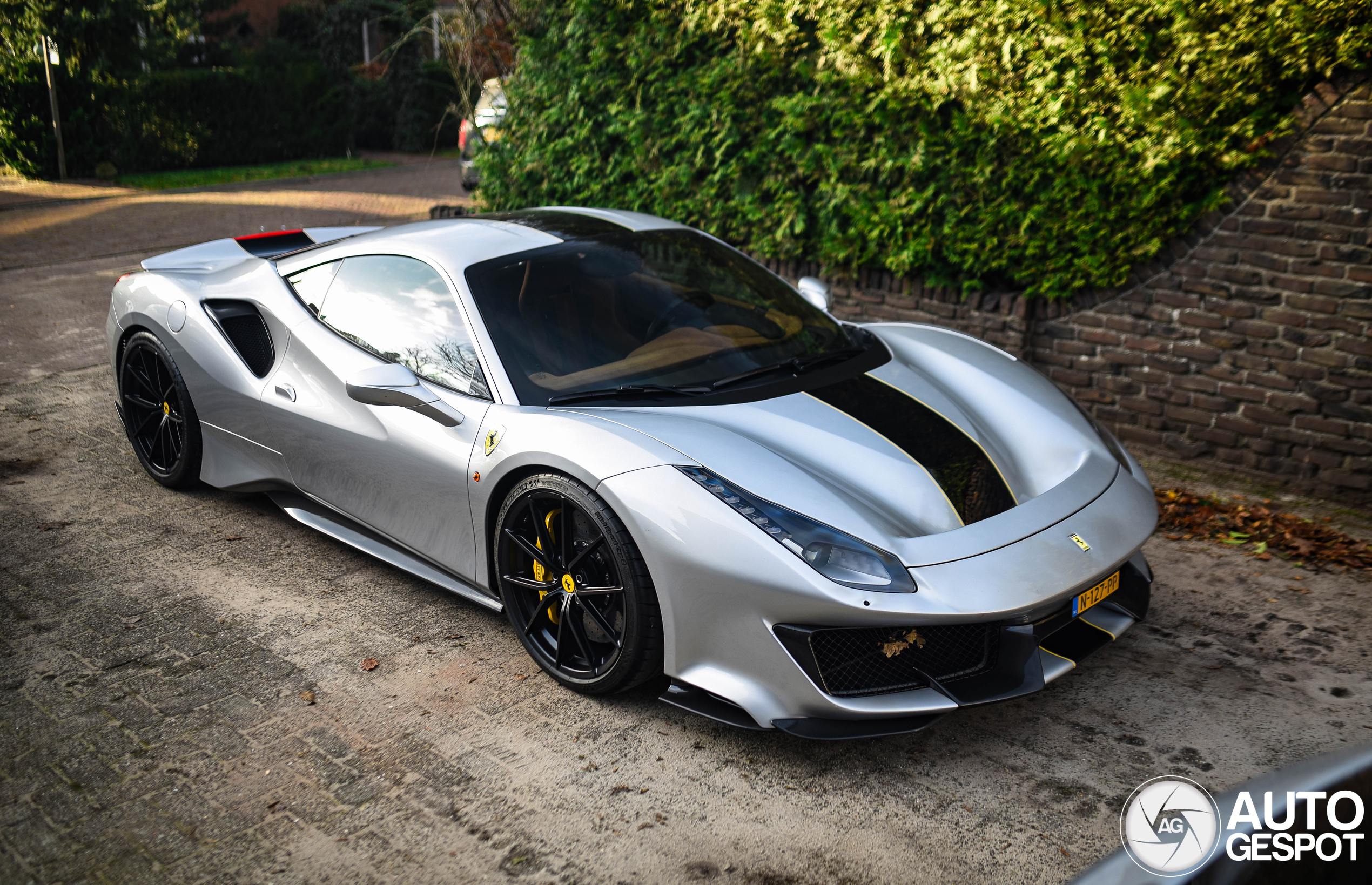 Ferrari 488 Pista