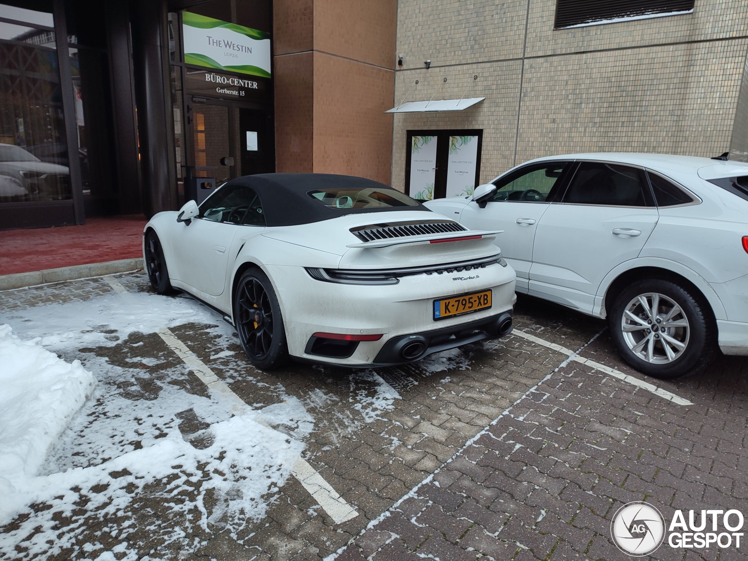 Porsche 992 Turbo S Cabriolet