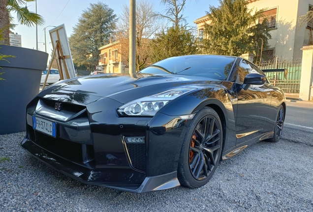 Nissan GT-R 2017