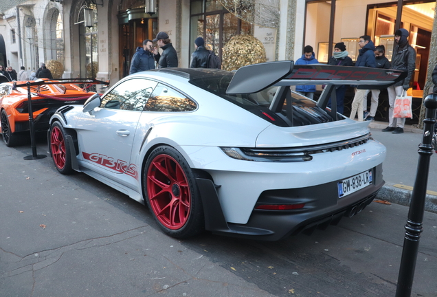 Porsche 992 GT3 RS Weissach Package