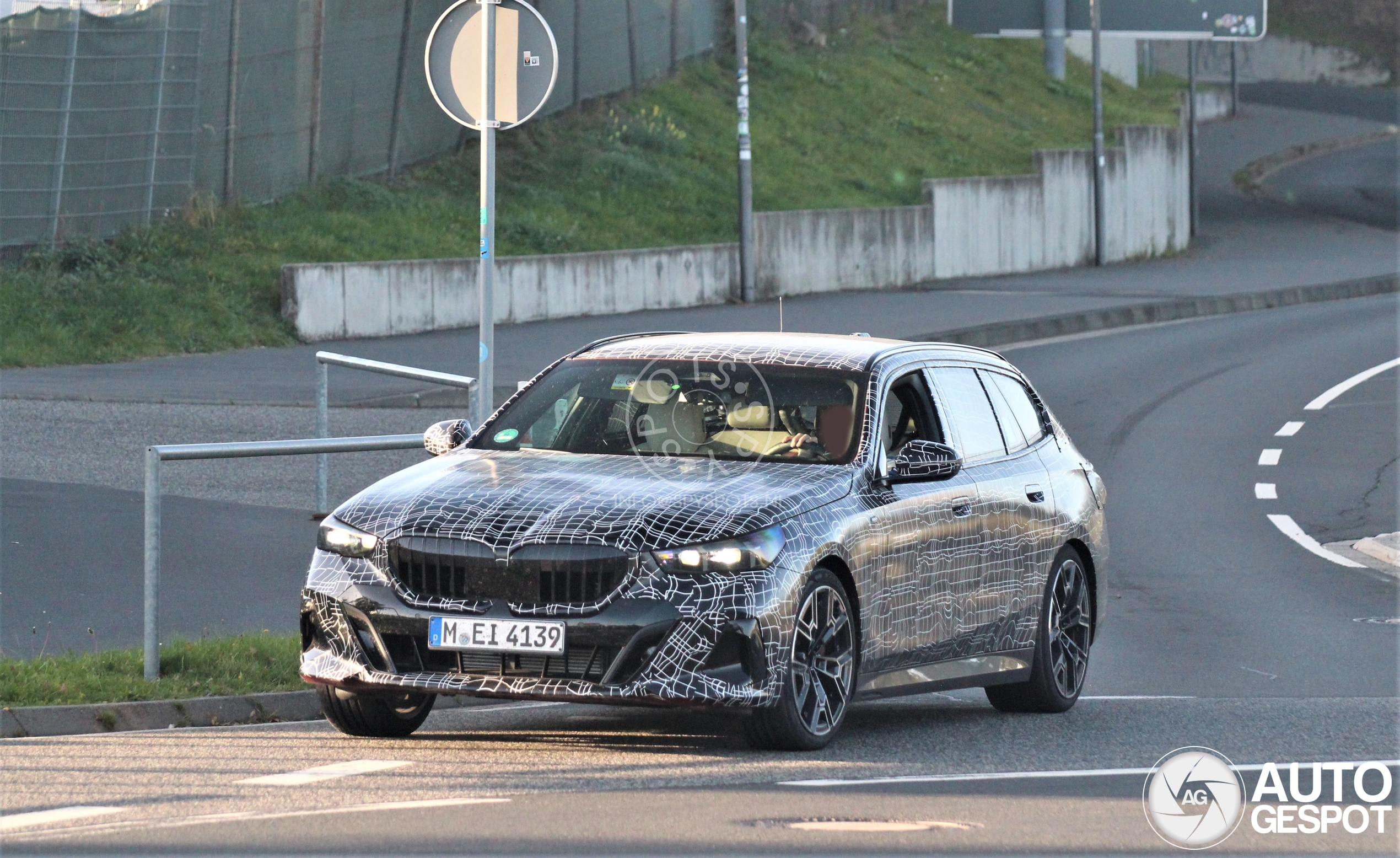 BMW 5 Series G61 Touring