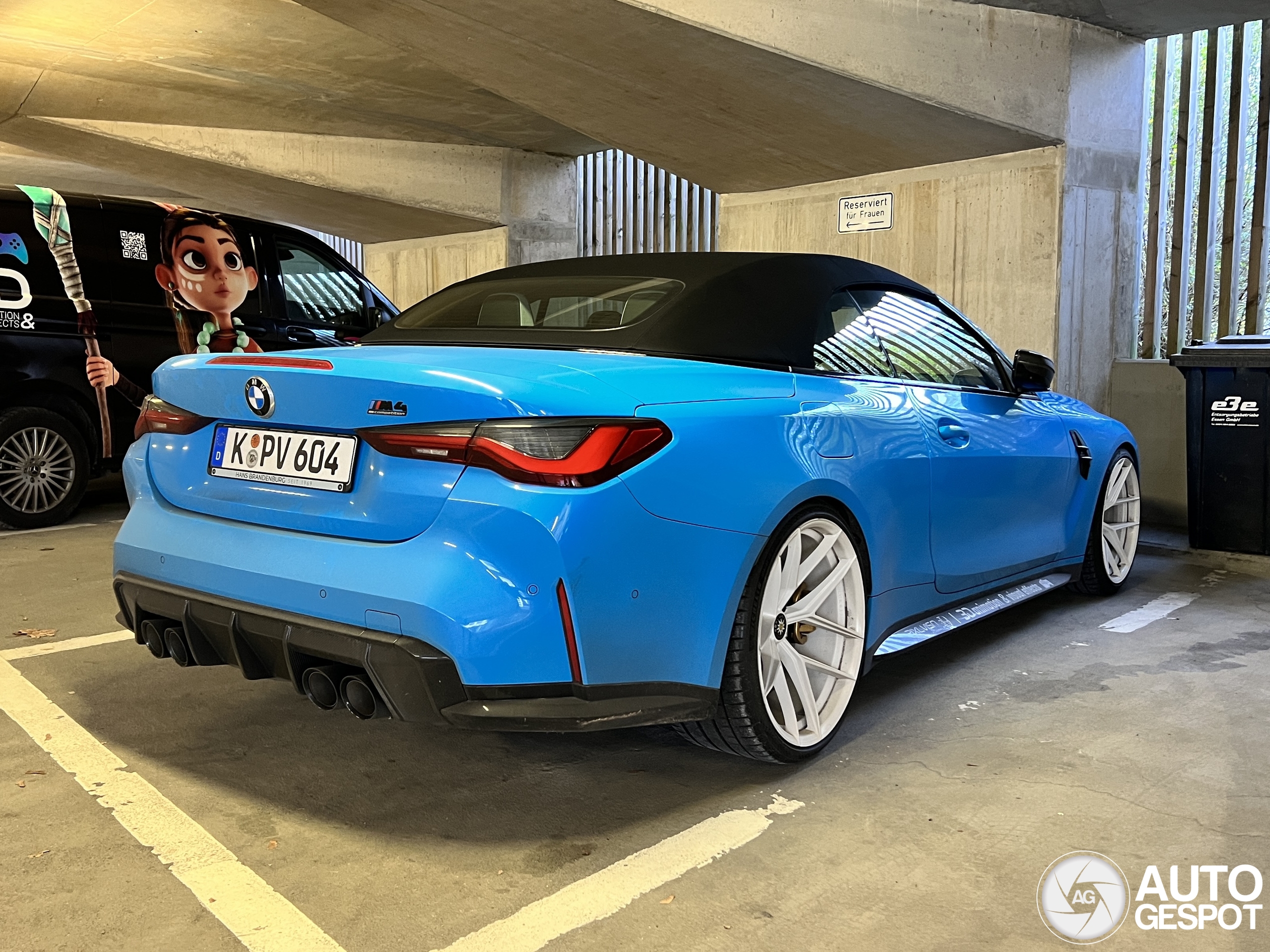 BMW M4 G83 Convertible Competition