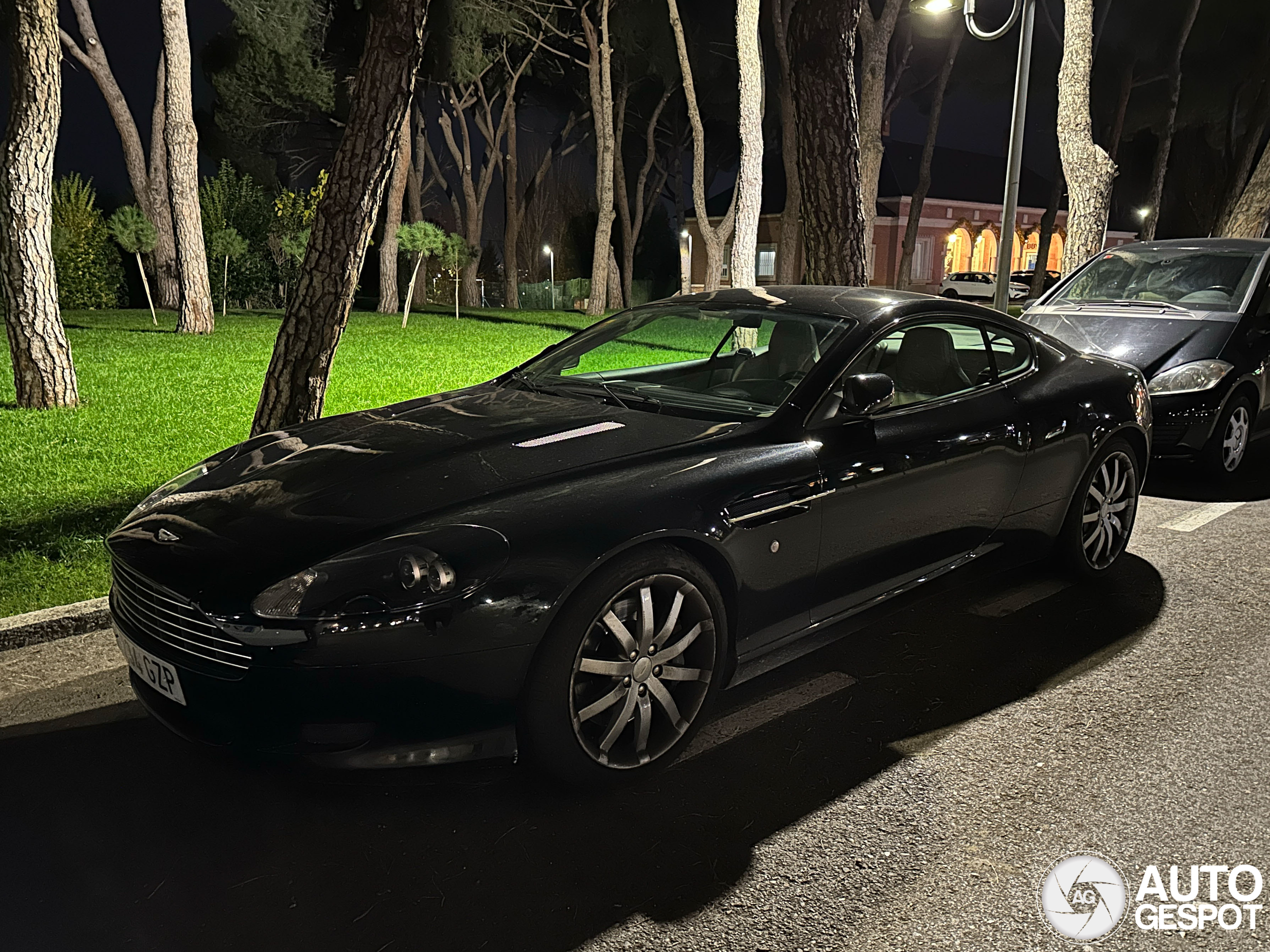 Aston Martin DB9