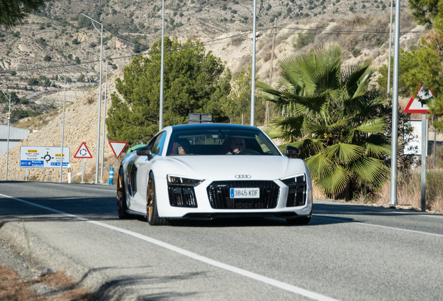 Audi R8 V10 Plus 2015