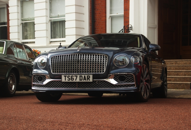 Bentley Flying Spur Hybrid