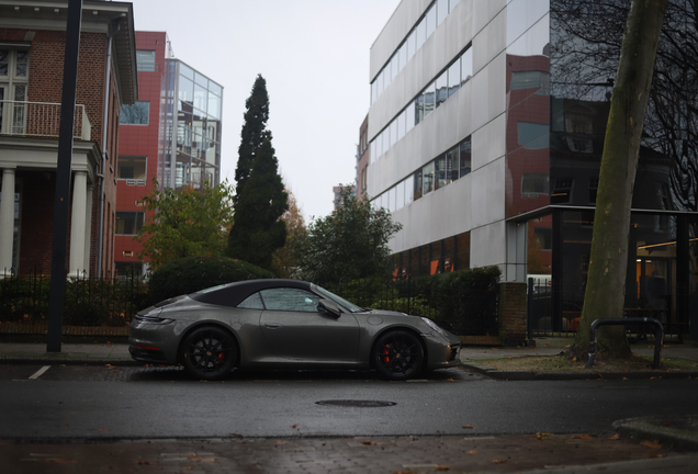 Porsche 992 Carrera 4S Cabriolet