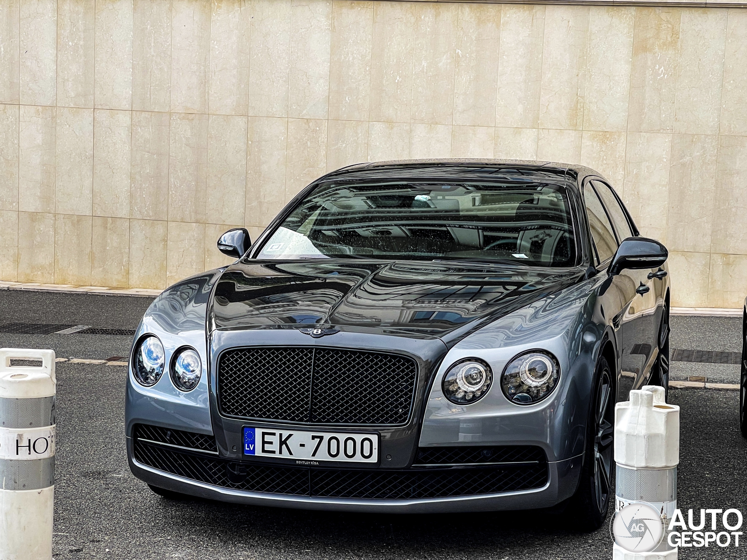 Bentley Flying Spur W12