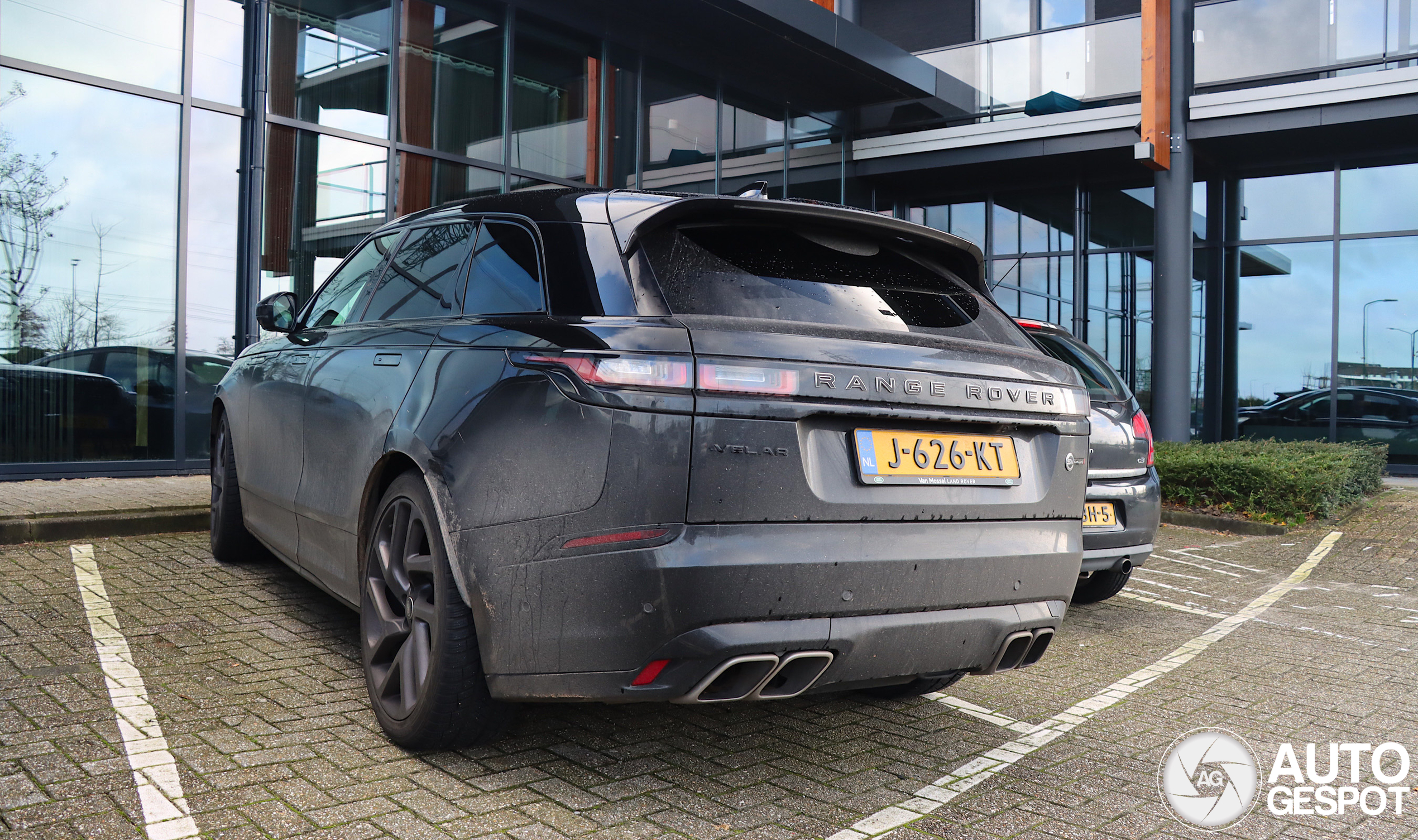 Land Rover Range Rover Velar SVAutobiography