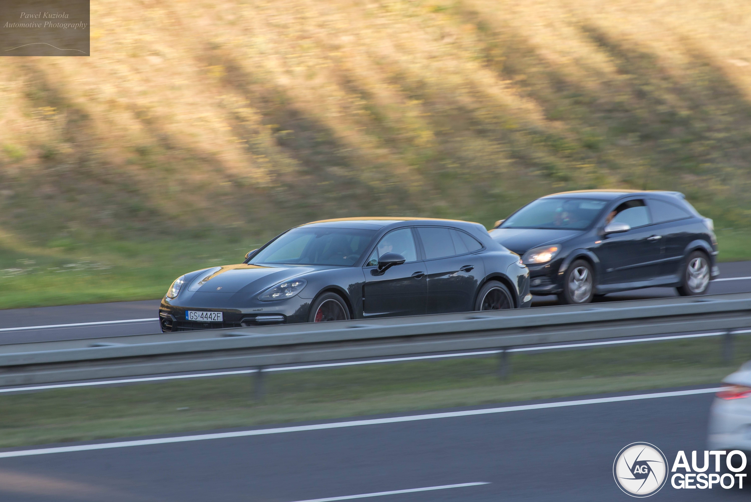 Porsche 971 Panamera GTS Sport Turismo