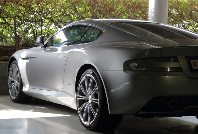 Aston Martin DB9 2013