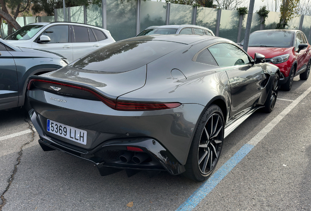 Aston Martin V8 Vantage 2018