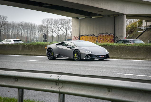 Lamborghini Huracán LP640-4 EVO