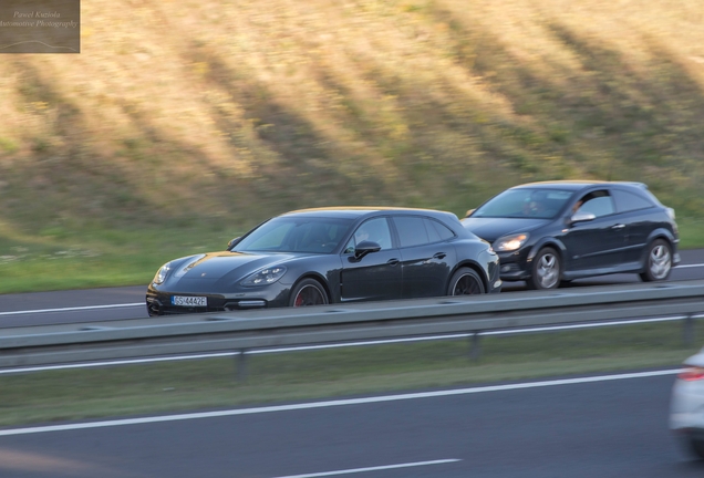 Porsche 971 Panamera GTS Sport Turismo