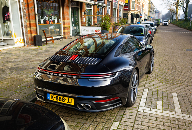 Porsche 992 Carrera 4S