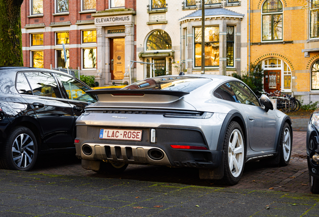 Porsche 992 Dakar