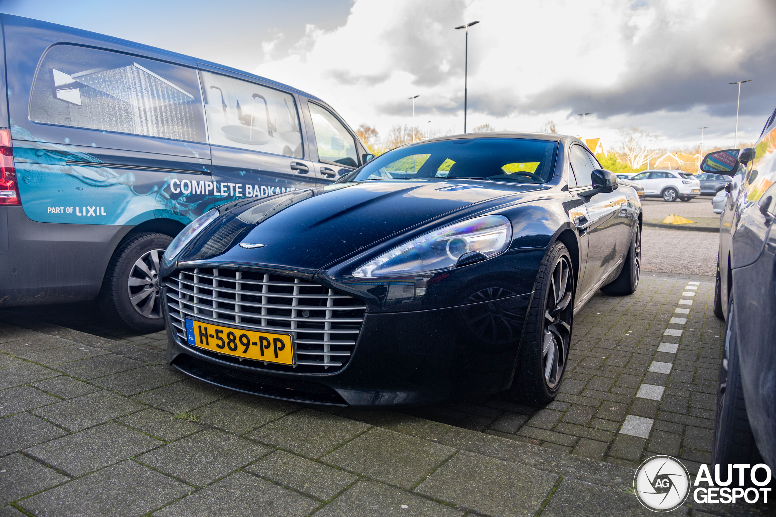 Aston Martin Rapide S