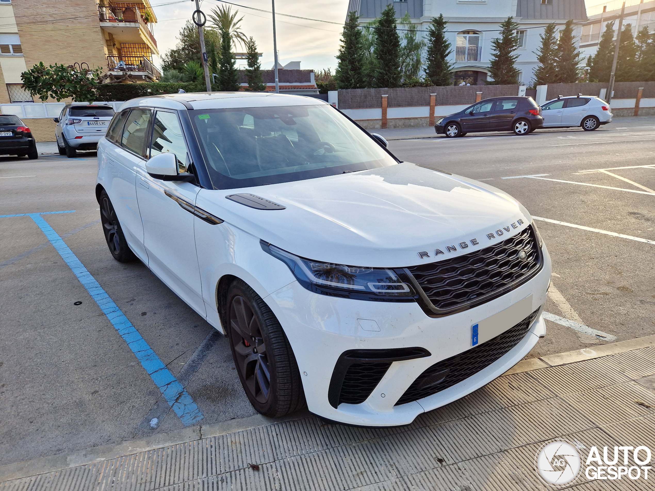 Land Rover Range Rover Velar SVAutobiography