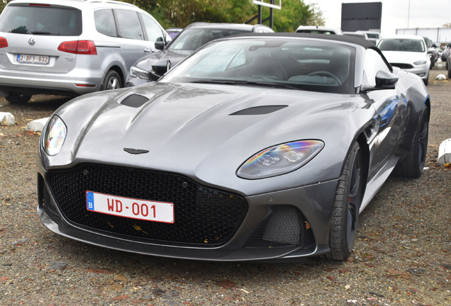 Aston Martin DBS Superleggera Volante