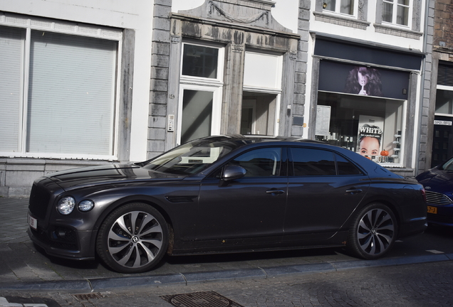 Bentley Flying Spur Hybrid