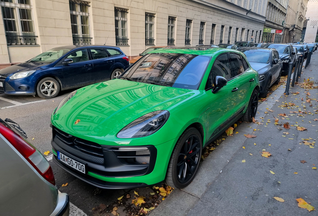 Porsche 95B Macan GTS MkIII