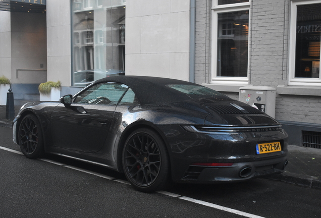 Porsche 992 Carrera GTS Cabriolet