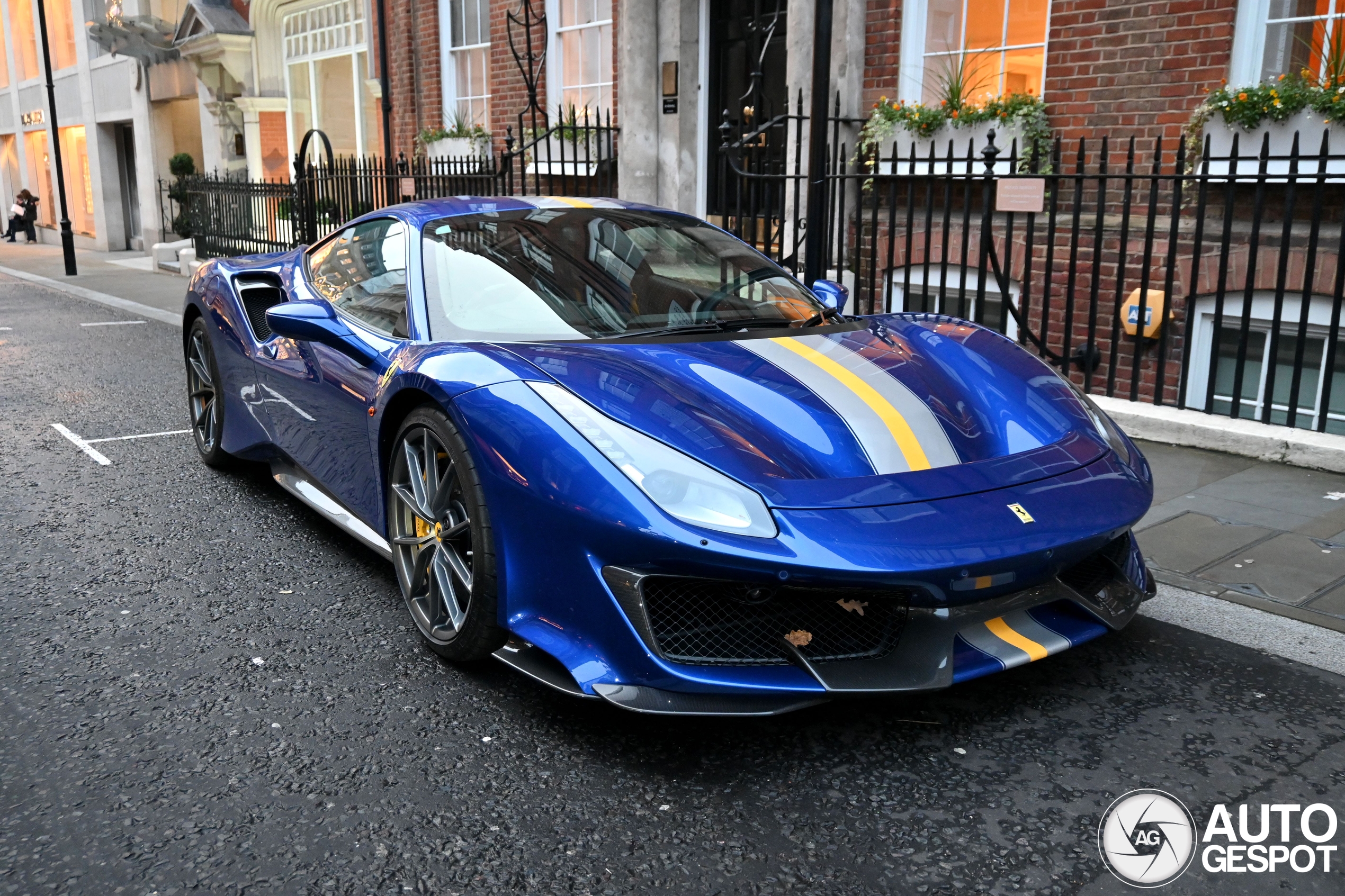 Ferrari 488 Pista