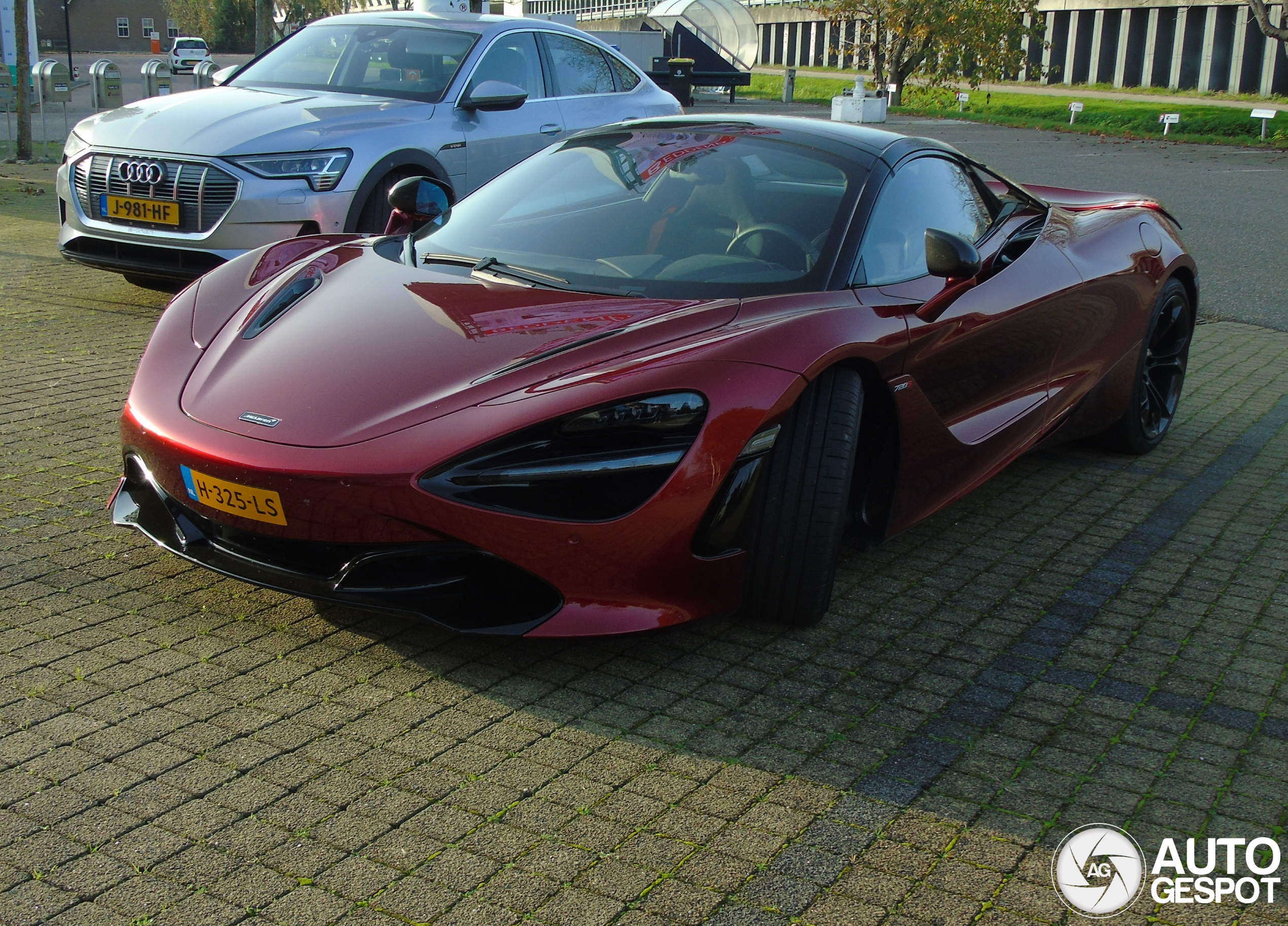 McLaren 720S Spider