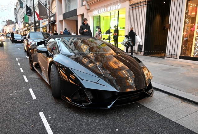 Lamborghini Huracán LP640-4 EVO Spyder