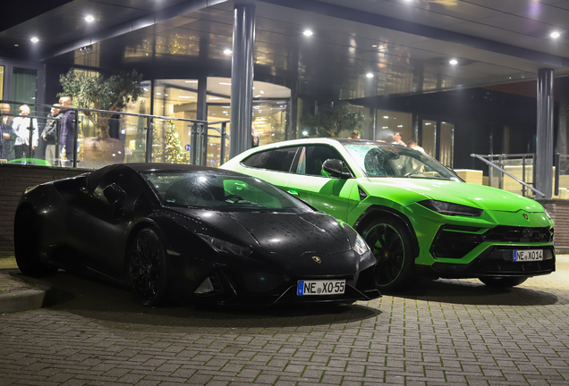 Lamborghini Huracán LP640-4 EVO Spyder