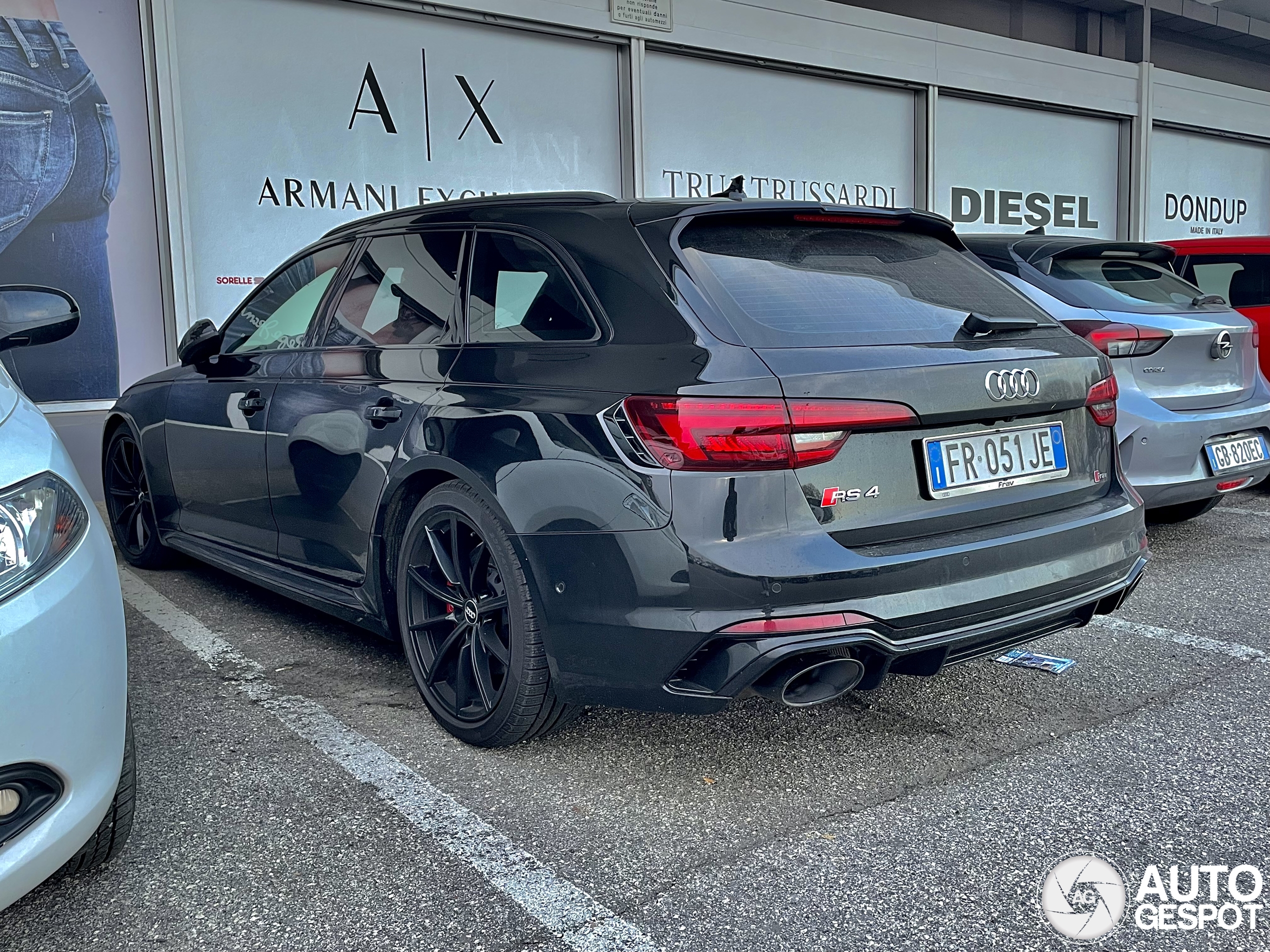 Audi RS4 Avant B9