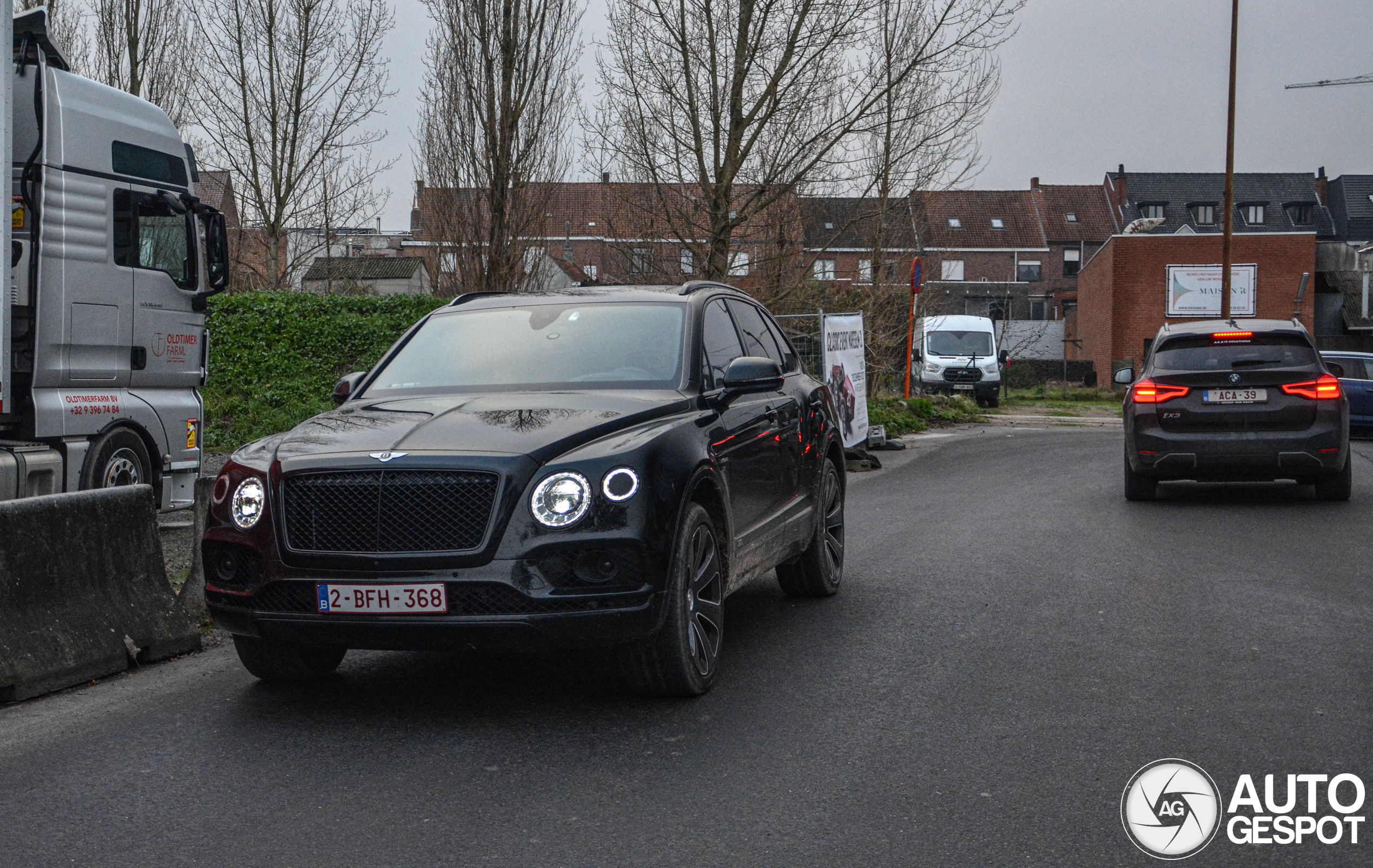 Bentley Bentayga V8 Design Series