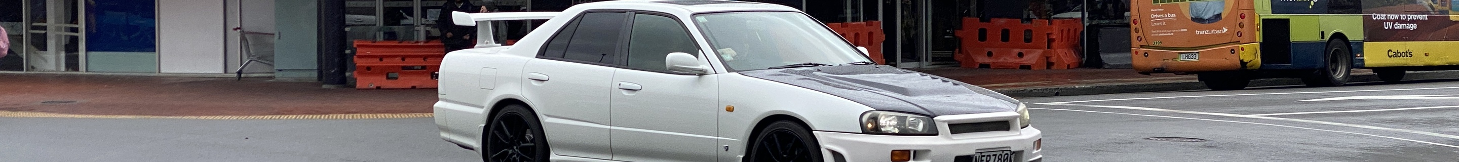 Nissan Skyline R34 Sedan