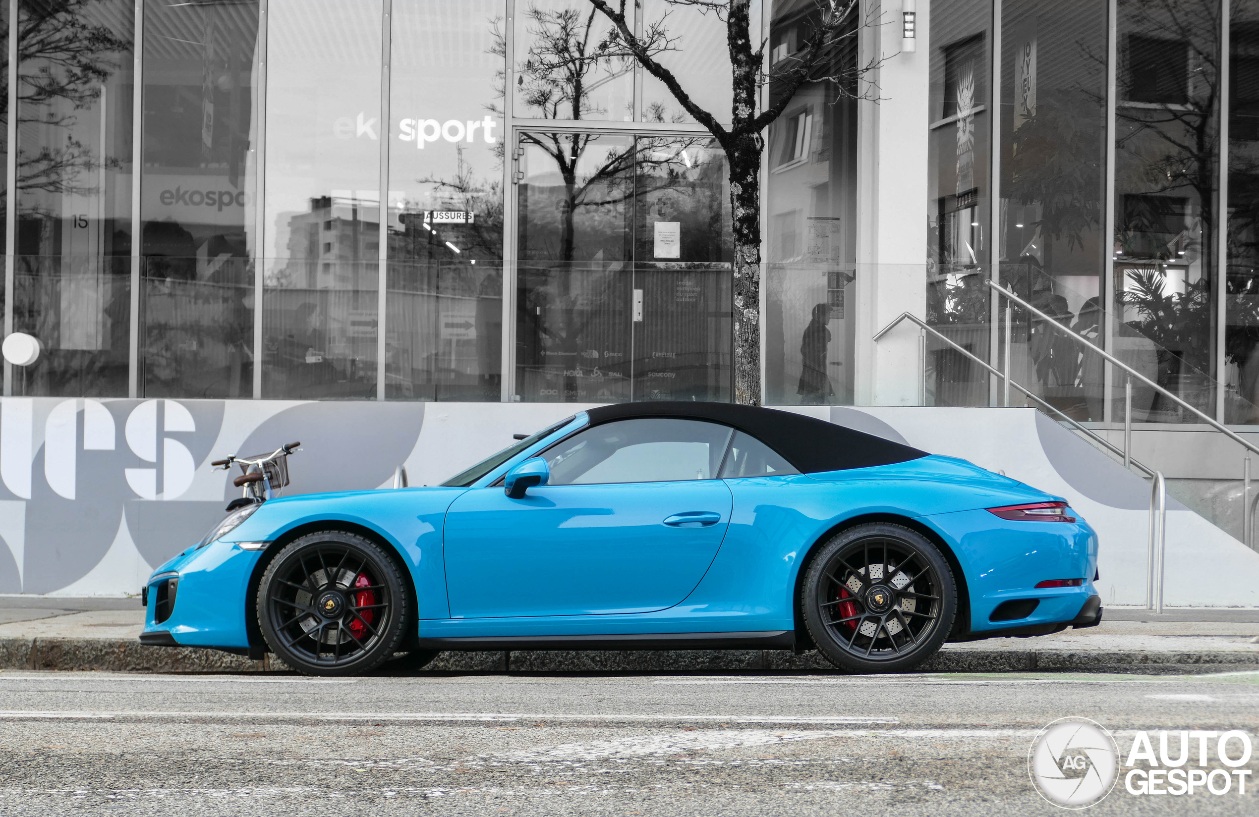 Porsche 991 Carrera 4 GTS Cabriolet MkII