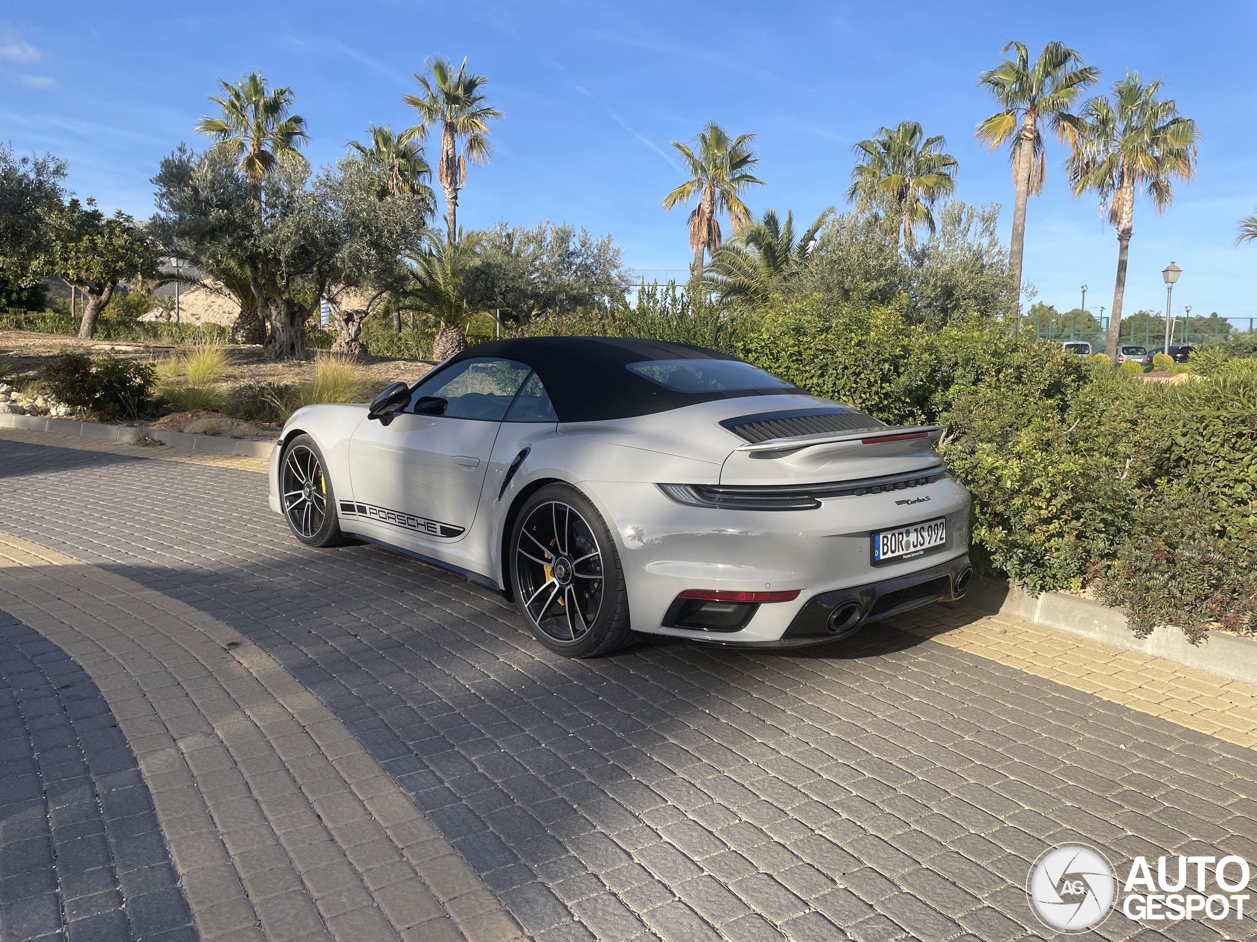 Porsche 992 Turbo S Cabriolet