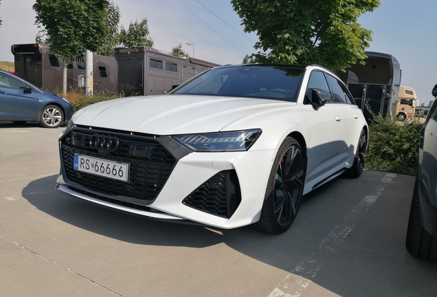 Audi RS6 Avant C8