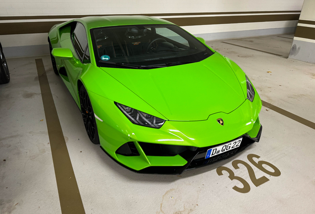 Lamborghini Huracán LP640-4 EVO