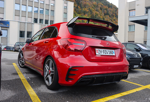 Mercedes-AMG A 45 W176 2015