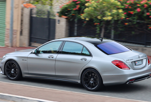 Mercedes-Benz S 63 AMG V222