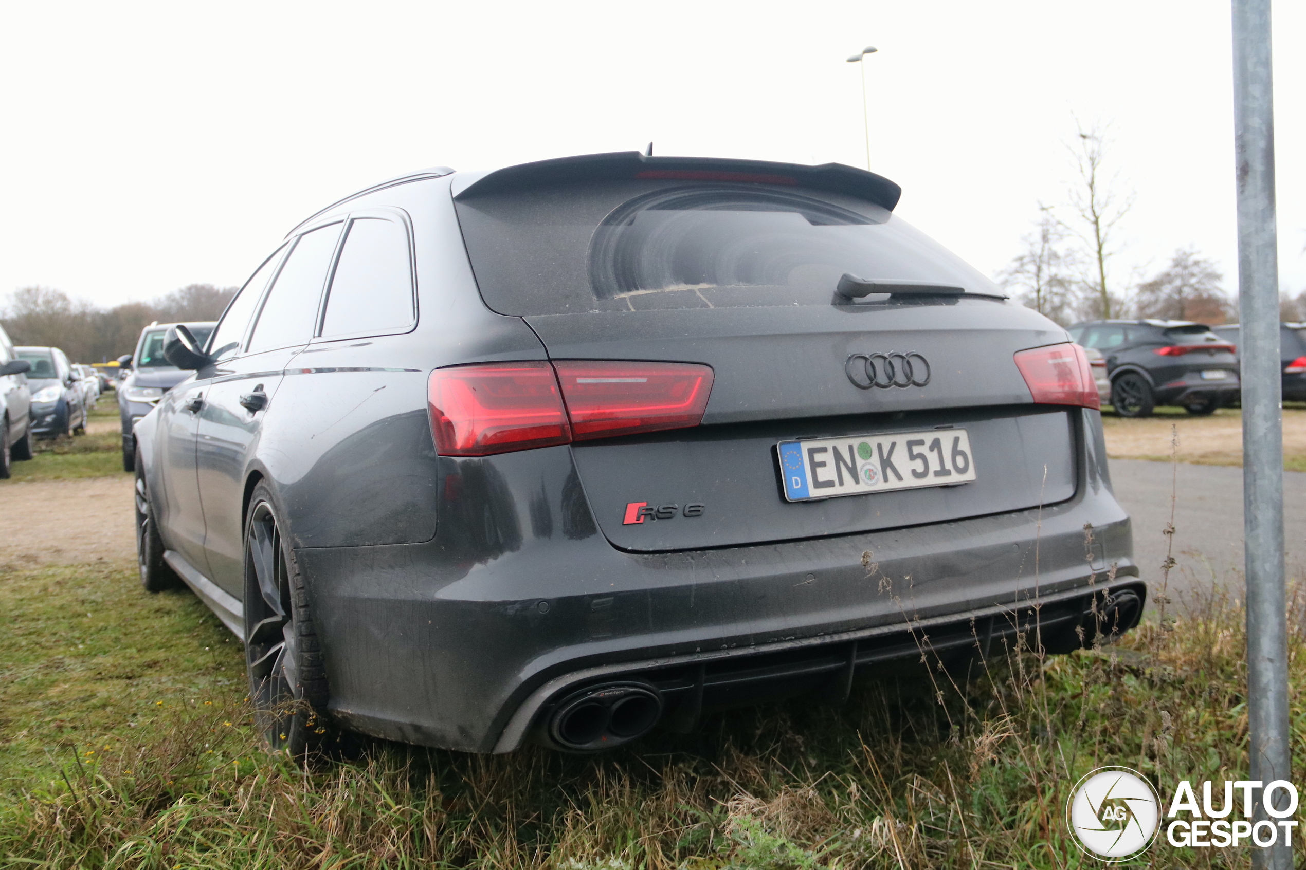 Audi RS6 Avant C7 2015