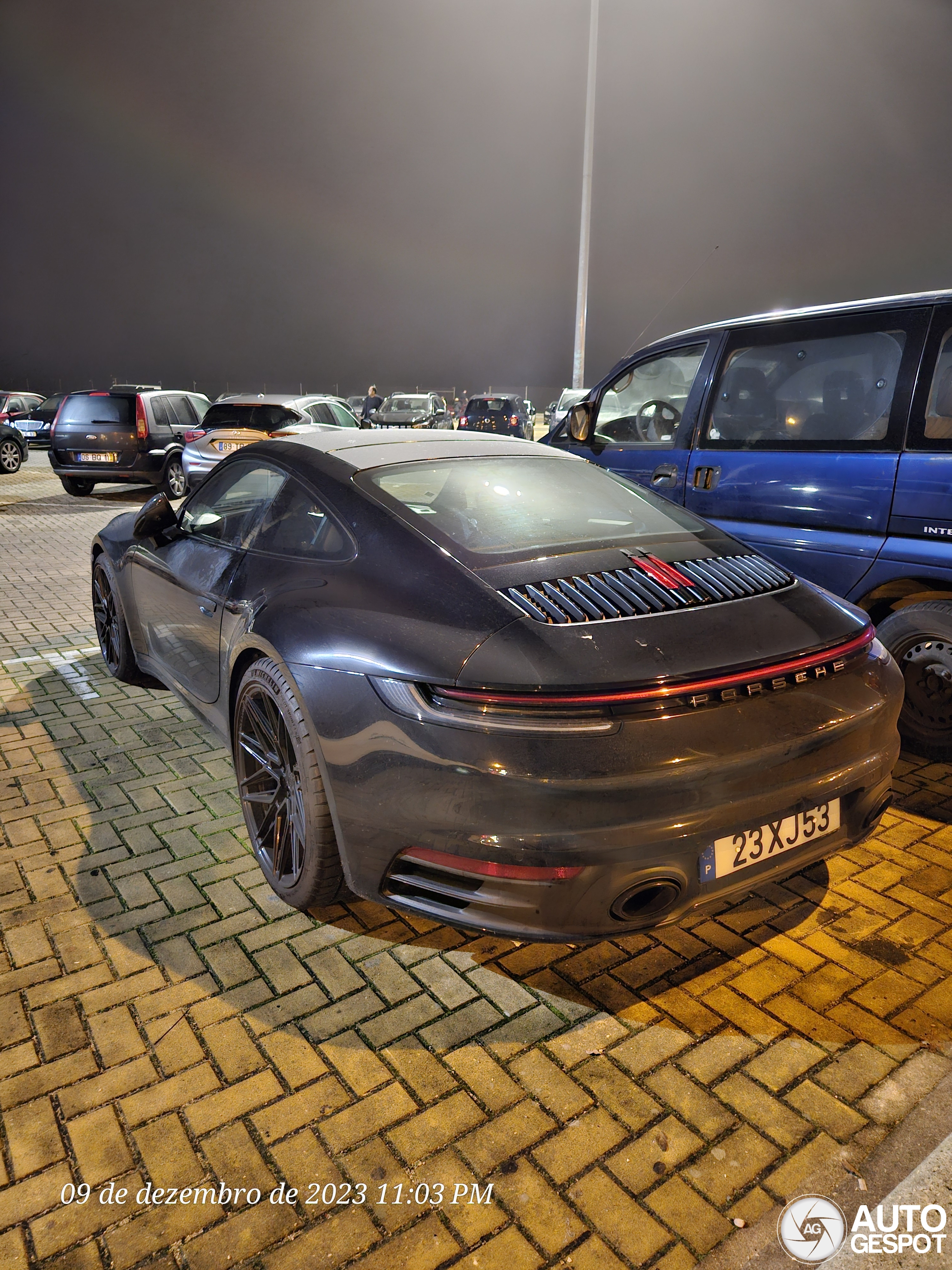 Porsche 992 Carrera 4S