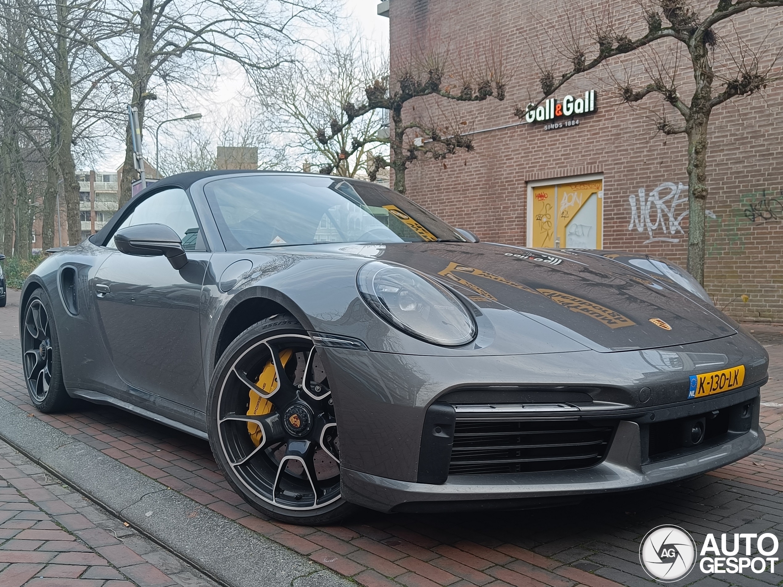 Porsche 992 Turbo S Cabriolet