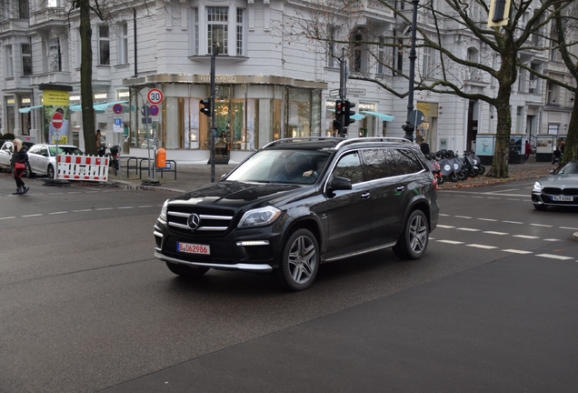 Mercedes-Benz GL 63 AMG X166