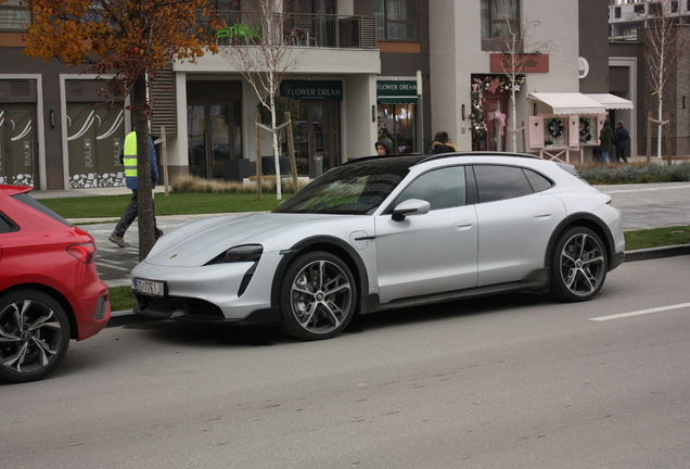 Porsche Taycan Turbo Cross Turismo