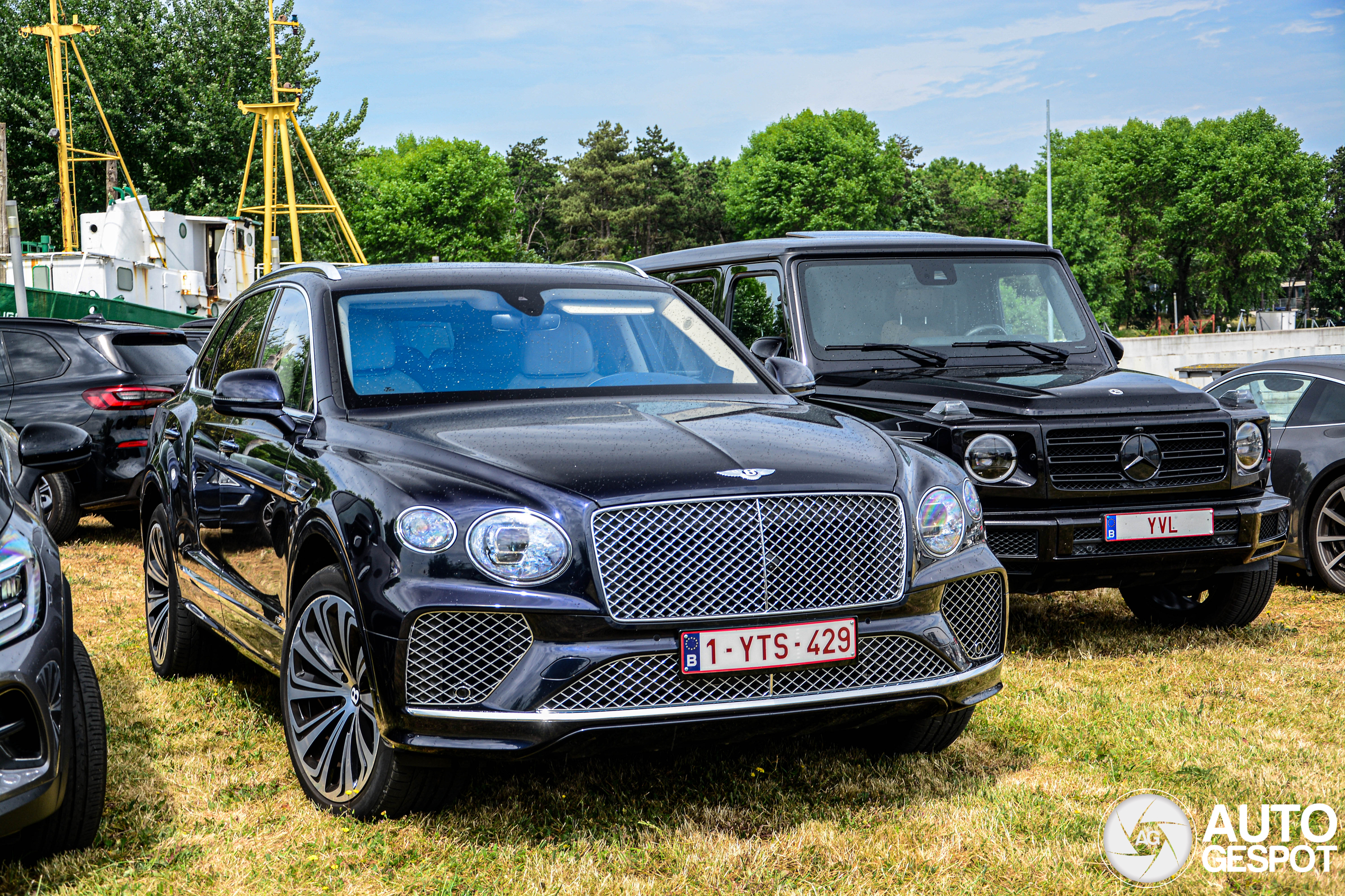 Bentley Bentayga V8 2021