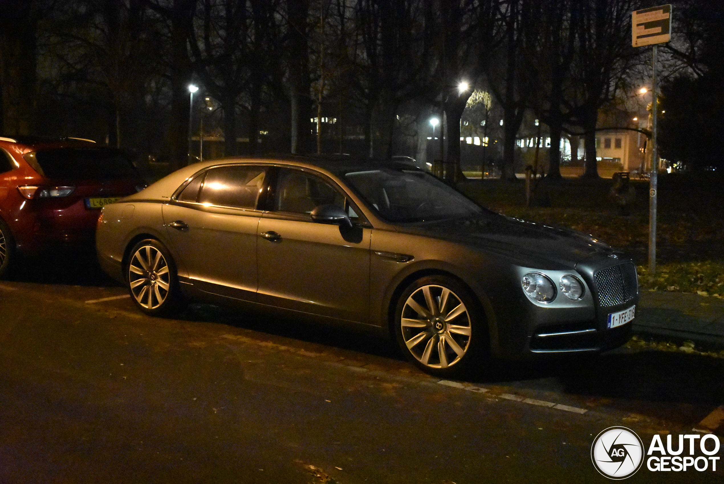 Bentley Flying Spur W12