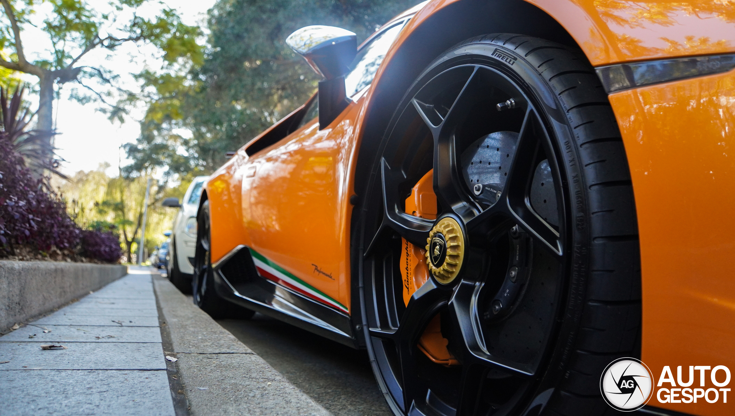 Lamborghini Huracán LP640-4 Performante