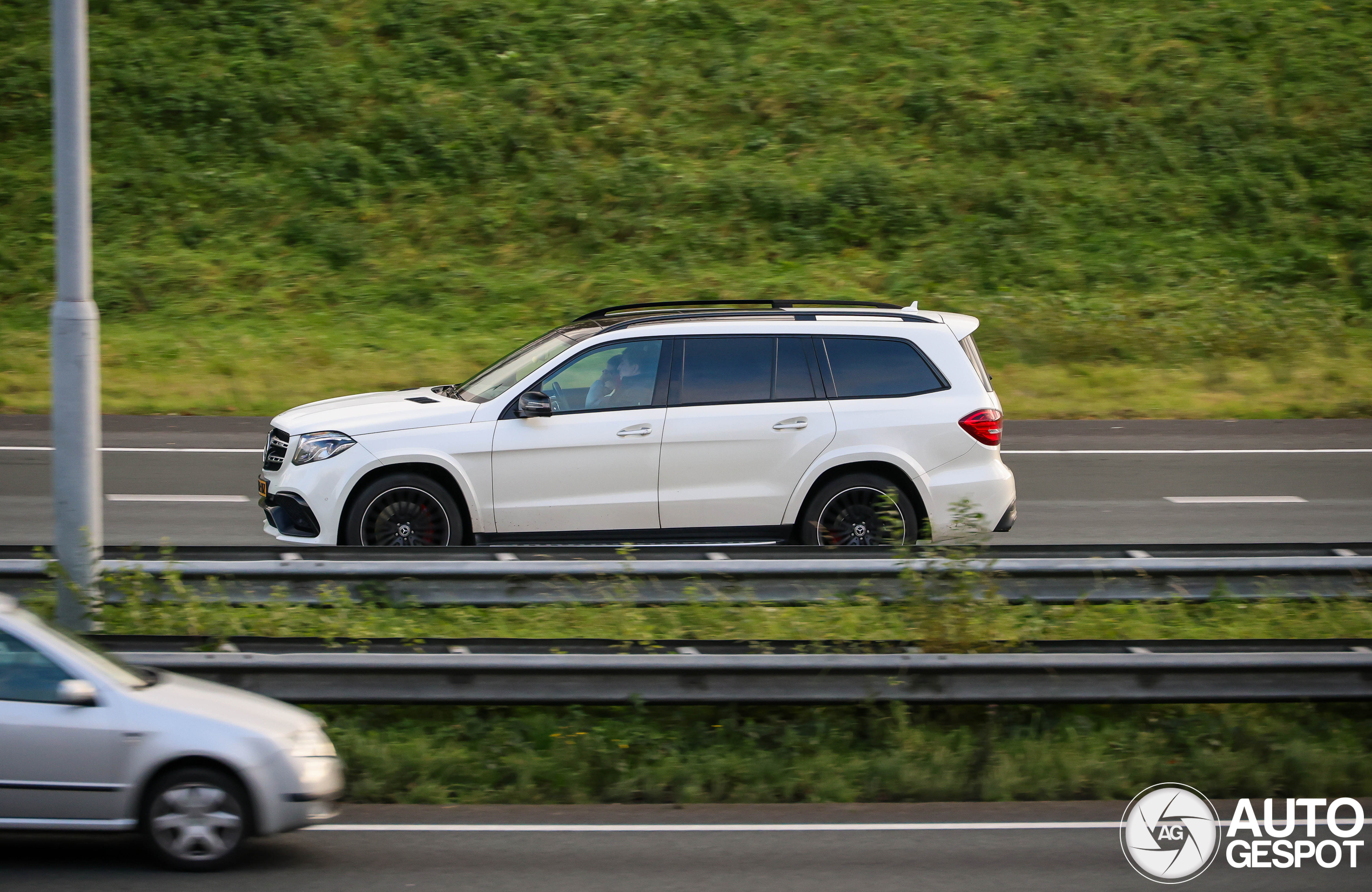 Mercedes-AMG GLS 63 X166